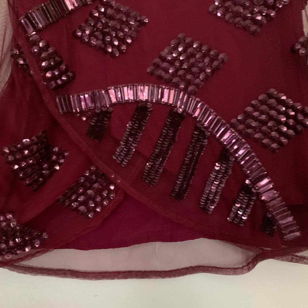 PJK Patterson J. Kincaid Burgundy Beaded Tank - Picture 4 of 11